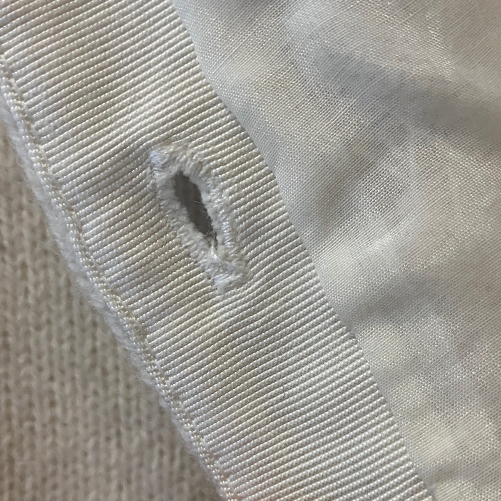 Eddie Bauer Festive Cream Lambswool Cardigan with silver and gold beadwork - Picture 8 of 8